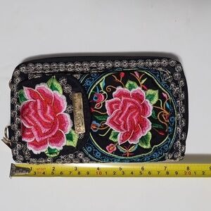 Crossbody purse with flowers made in Puerto Vallarta Mexico